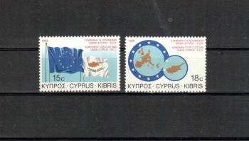 Zypern Michelnummer 693 - 694 blauer Strich 