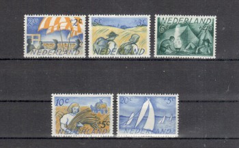 Niederlande Michelnummer 516 - 520 postfrisch