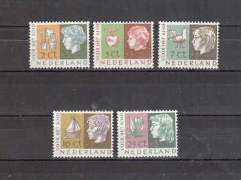 Niederlande Michelnummer 631 - 635 postfrisch Niederlande Michelnummer 631 - 635 postfrisch
